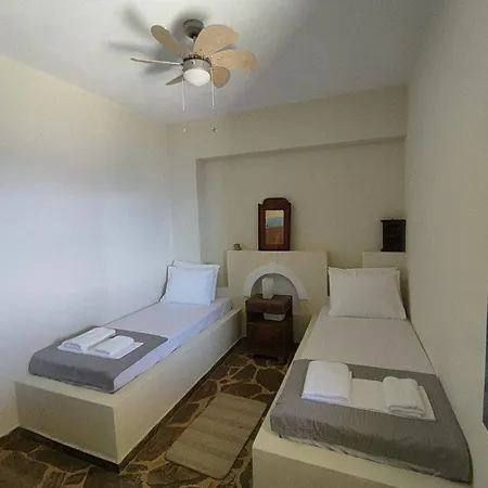 House In Kea Ioulis